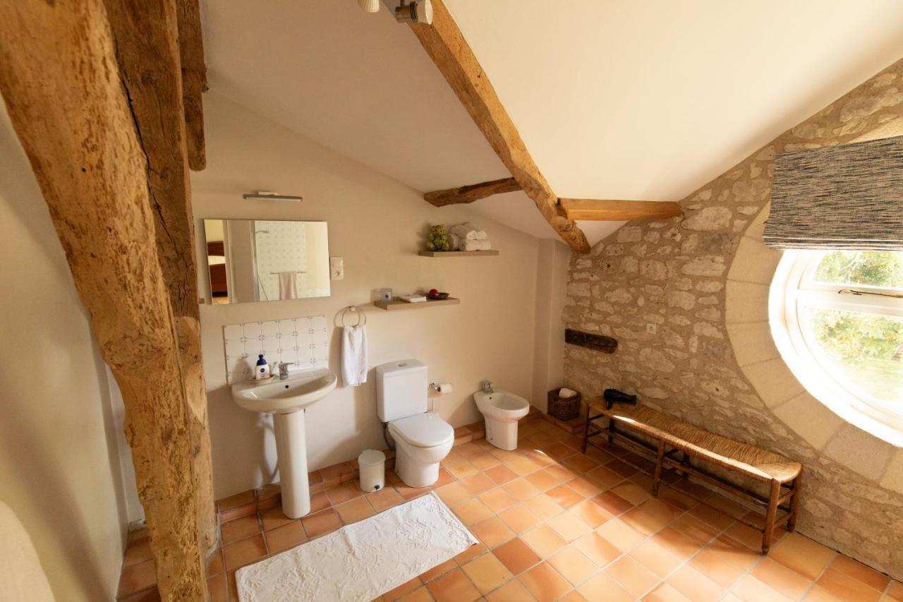 La Grange Du Barry Bed & Breakfast Belveze Bagian luar foto