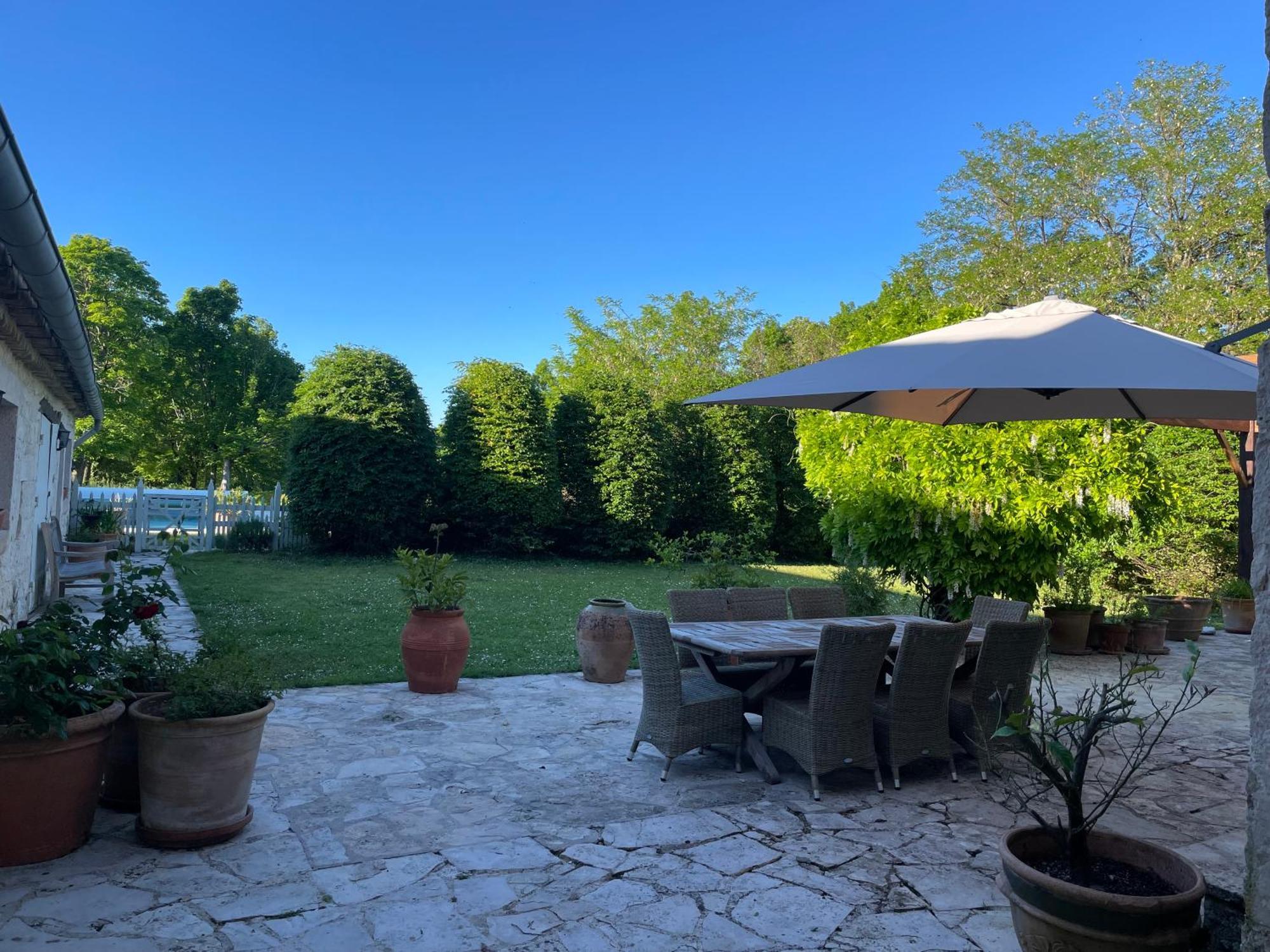 La Grange Du Barry Bed & Breakfast Belveze Bagian luar foto
