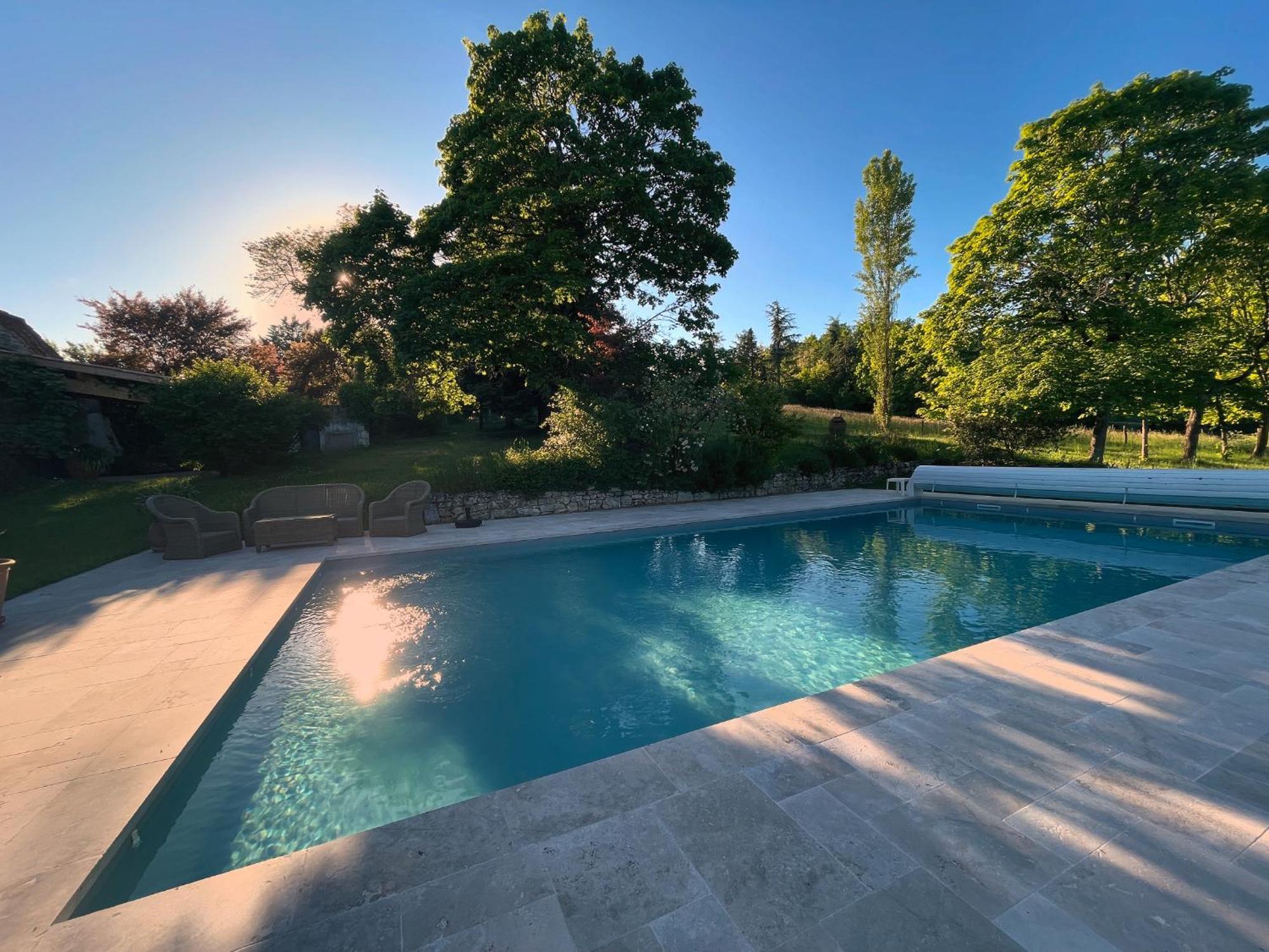 La Grange Du Barry Bed & Breakfast Belveze Bagian luar foto